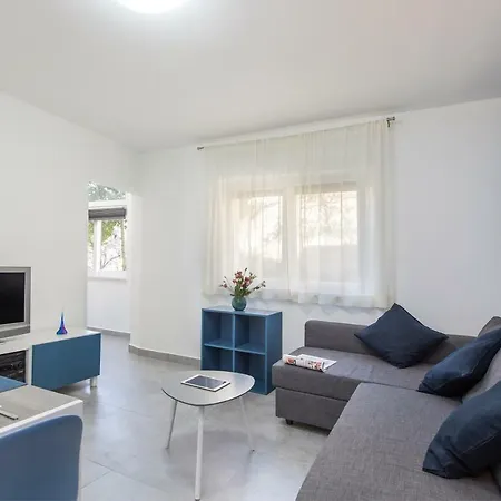Dora Apartament Rabac